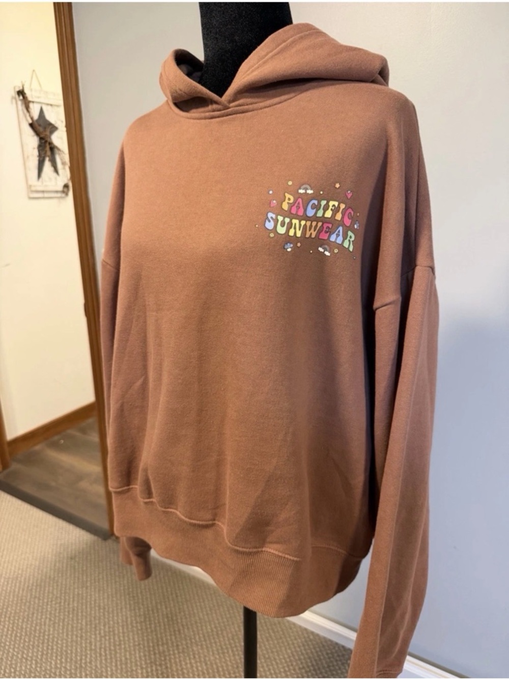 PacSun “Pacific Sunwear” Graphic Hoodie Brown Rainbow Cozy Size Small